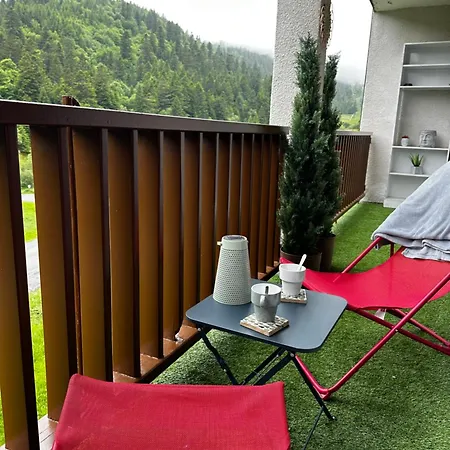 Cosy, Parfait Pour Les Familles, Entierement Renove , Sans Vis A Vis, Au Pied Des Pistes